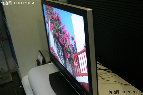 泡泡全球首评 SONY新V系列液晶TV赏析