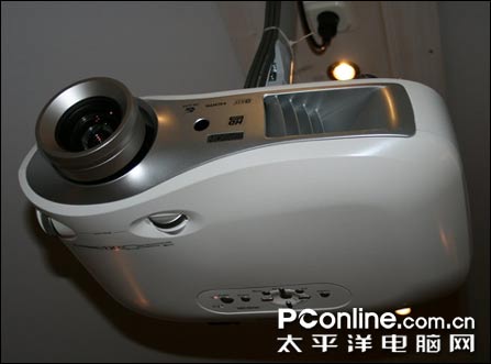 EMP-TW700ͶӰ