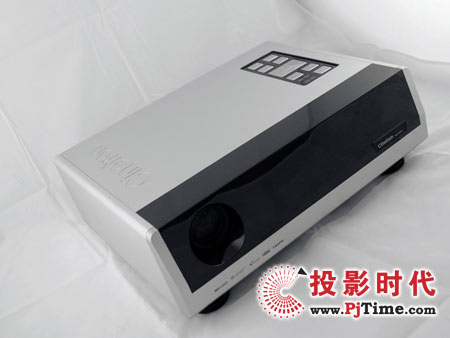 ʾcinetron HD-900 LCOSͶӰ