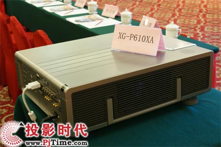 夏普XG-P610XA投影机
