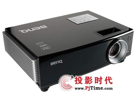 明基SP830投影机