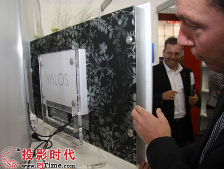 IFA 2008展会上亮相的keymats钻石液晶电视