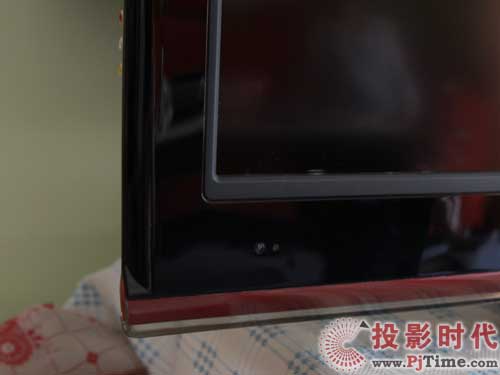 康佳LC55FT68AC液晶电视:双色无痕注塑工艺