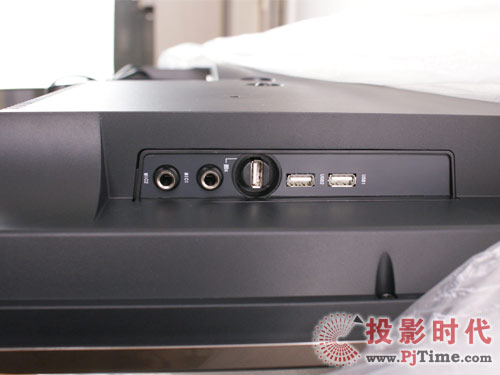创维42L03RF液晶电视:丰富实用接口配备