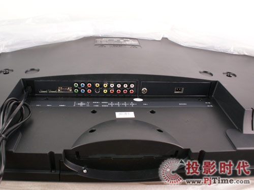 创维42L03RF液晶电视:丰富实用接口配备