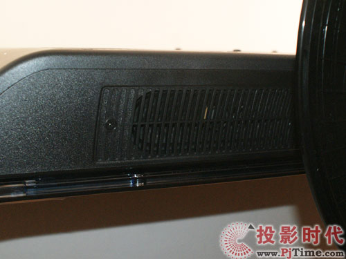 LG 47LH50YD液晶电视:时尚、简约的设计理念