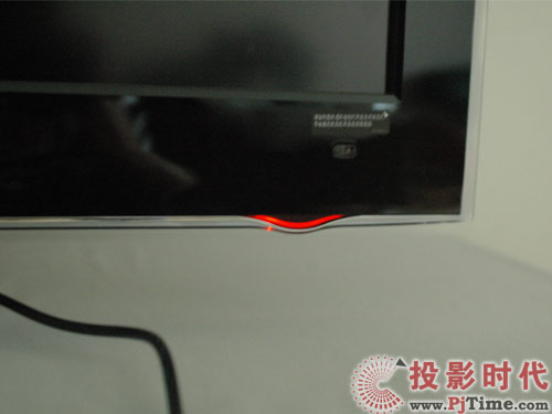 LG 47LH50YD液晶电视:时尚、简约的设计理念