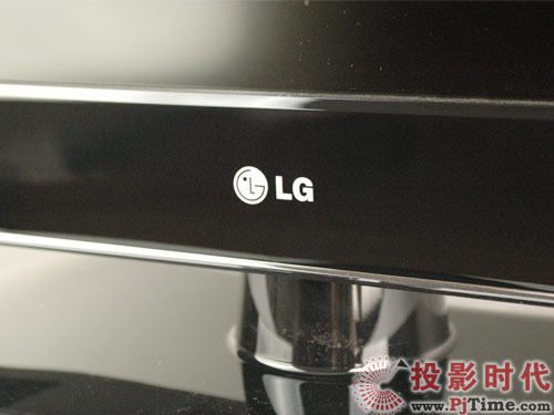 LG 47LH50YD液晶电视:时尚、简约的设计理念