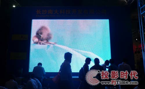 HIMAGE画佳LED全彩屏亮相北京音响展