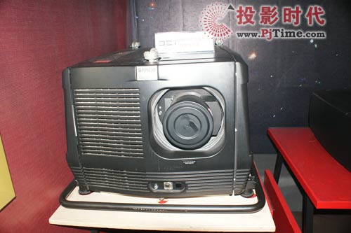 巴可高端工程投影机亮相北京专业音响展