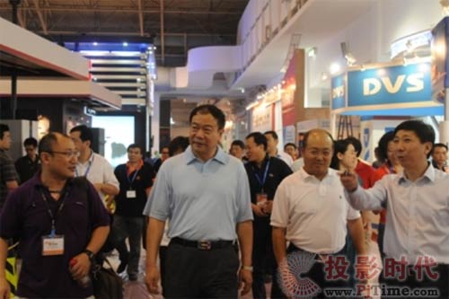 广电总局领导视察BIRTV 2009展会现场