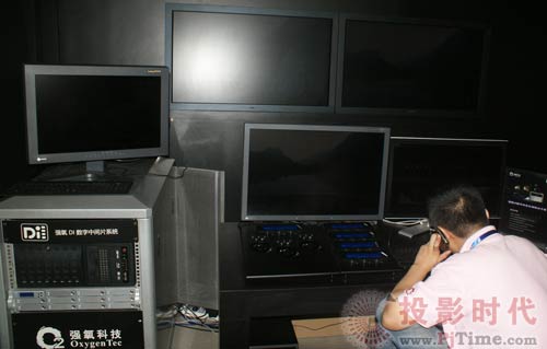强氧携手RED精彩亮相BIRTV 2009