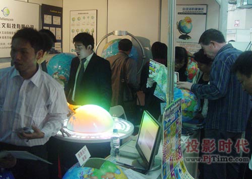 普天文科技惊艳第58届中国教学仪器设备展