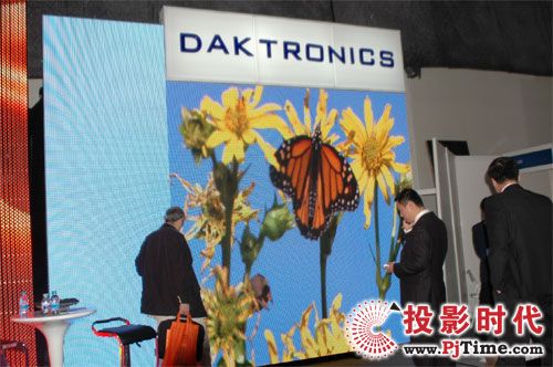 LEDʾInfoComm 2009