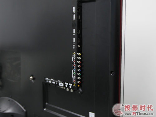 康佳LC55TS88EN液晶电视:丰富接口配备及遥控器设计