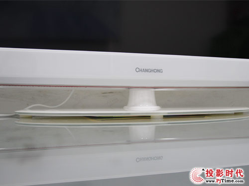 长虹iTV46920DE液晶电视:双色渐变、透明边工艺