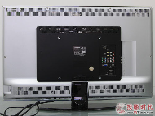 同方LE-32B90液晶电视:22mm超薄外观工艺设计