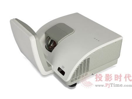 Infocomm 2010:丽讯推D795WT超短焦投影机