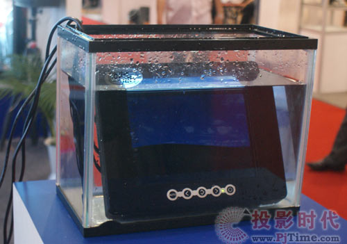 巨洋IP68 光下可读海洋显示器NPD0835