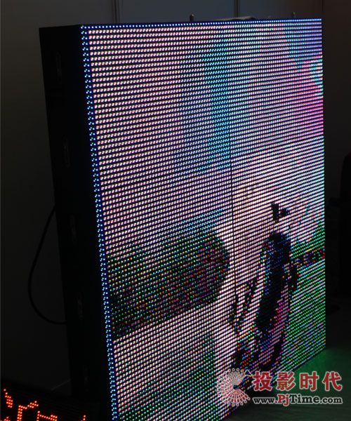 Ļչ:άչʾLEDʾ