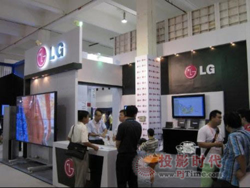 LG“易捷”一站式数字标牌解决方案精彩亮相