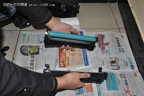 ����������