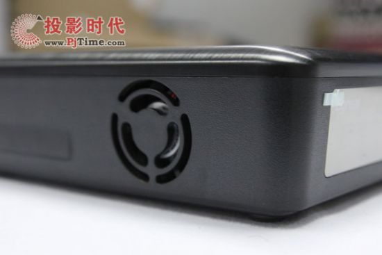 �ڸ���R160S�����ý��3D���岥�Ż�