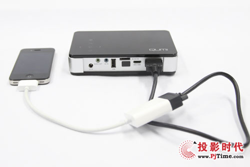 ѶQumi Q2iphone 4