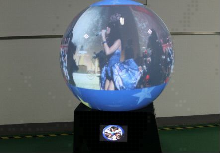 �������