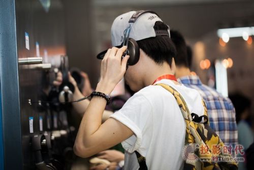 SENNHEISERμ2013ݹרҵƹչ