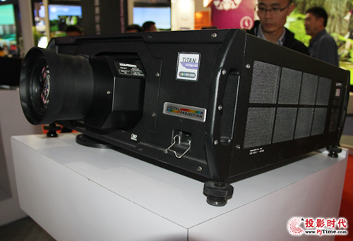 DPߴ12000ͶӰInfoComm 2014