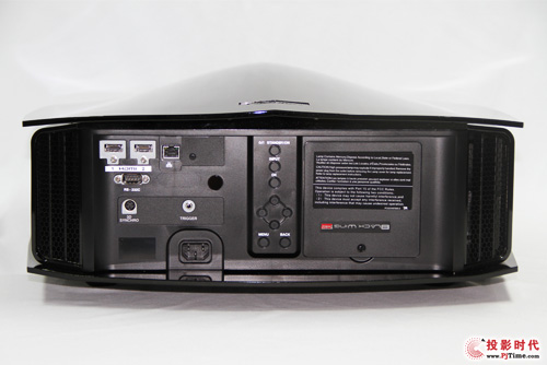诗威MK2014款黑翼三号家用投影机接口