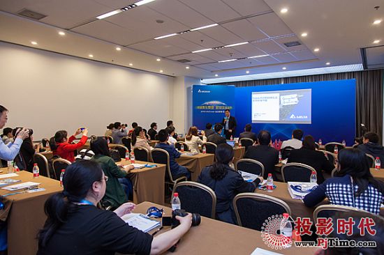 InfoComm-China-2016գ̨ԡͻƼ_ӽ硱Ϊ⣬ɹٰý彻