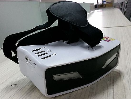 ˼˫VRһX1ͷʽӰԺʵ