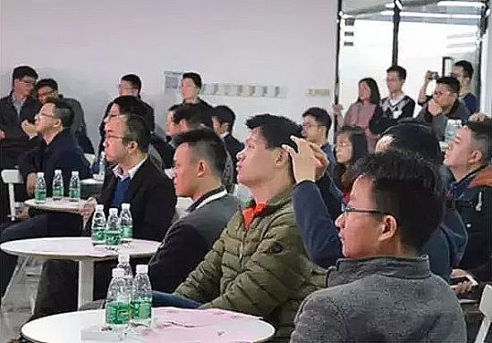 虚拟现实分享会：中高级的重度体验才是VR未来