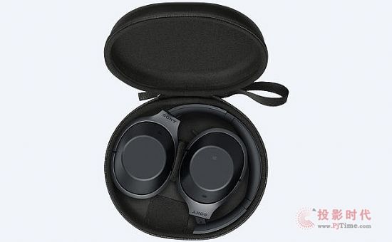 Sony MDR 1000X1.jpg