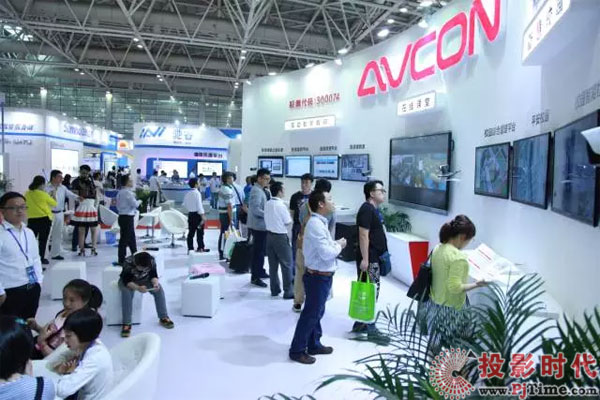 直击福州教备展 华平智慧教育引领教育信息化!(图2)