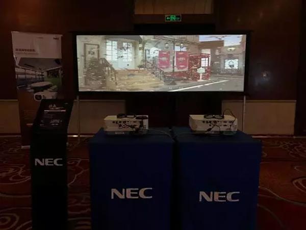 NEC CF6600U ߶ͶӰѲչȳ