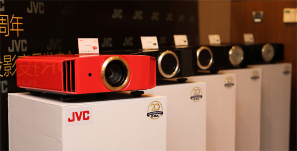 JVC 2018D-ILA 4K HDRȫͶӰƷҪص