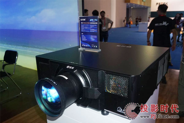 кЯȫϵмͶӰɶInfoComm China 2018