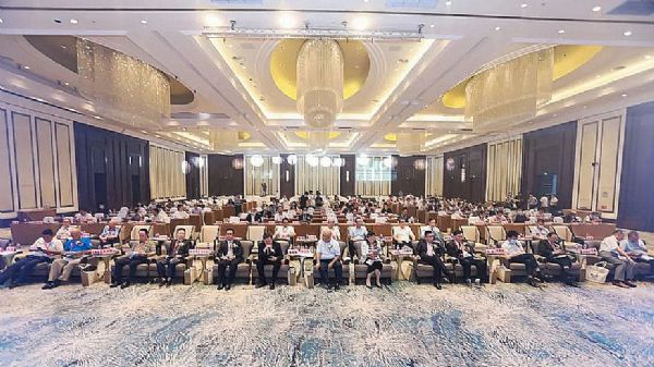 飞利浦商用电视斩获五洲钻石奖年度优秀文旅及酒店配套商品牌