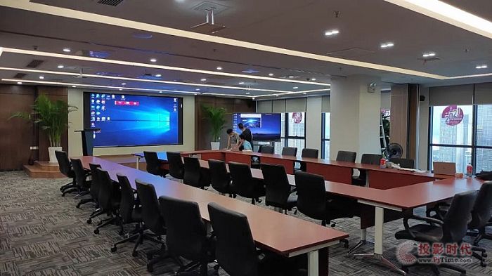 ح人ѽڹ˾ܲʹɭTeamConnect Ceiling 2컨ʽ˷磬ԼControlMax VoiceLift