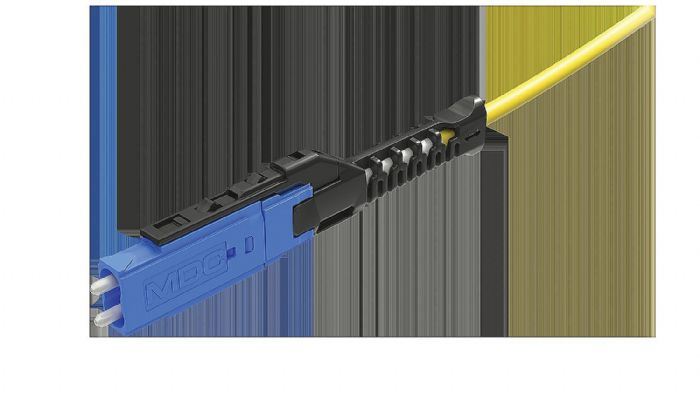 长芯盛发布US Conec MDC接口的400G DR4光模块
