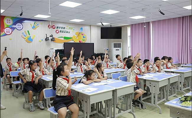 2025ȫ¢̽ɭֱأɭʳƷȻ