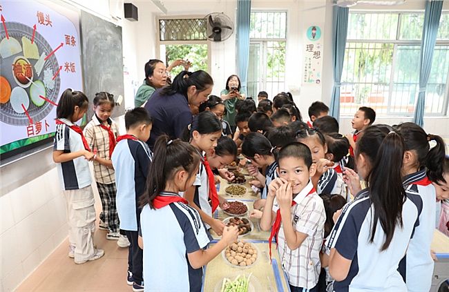 2025ȫ¢̽ɭֱأɭʳƷȻ