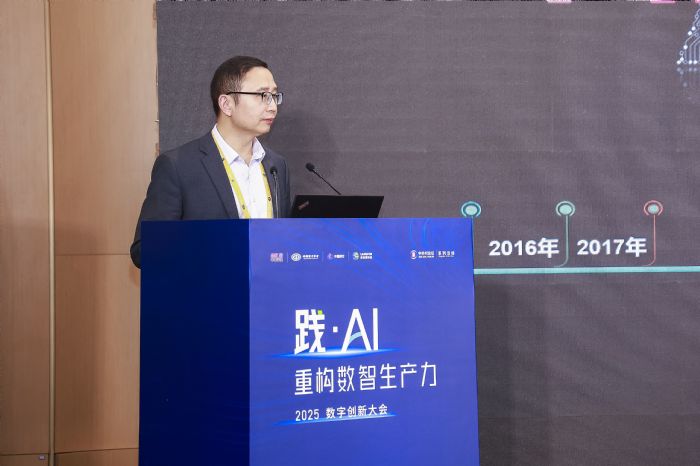 �˹�����������ͨ������ʩ����ת�����ֻ��ھ��ٰ죬��̽AI���ܽ�ͨ���Ƿ�չ��·��