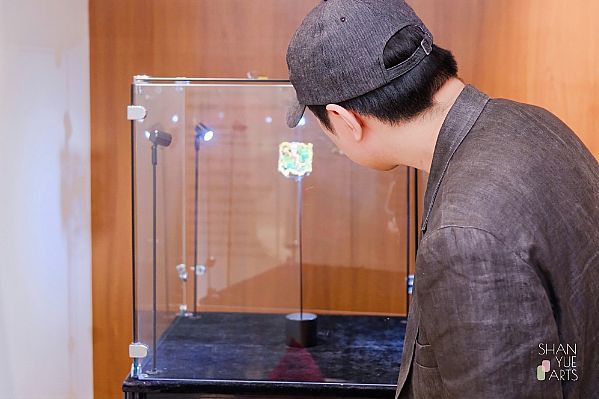 ��ӳ���£�������ɢ����QnWong�߼������鱦��չ��������