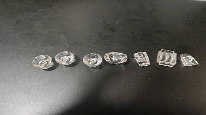 �۹��²ģ��Բ��ϴ�������Mini LED��ʾ����