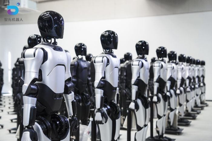 智元第5000台通用具身机器人量产下线,灵犀X2交付黄晓明工作室