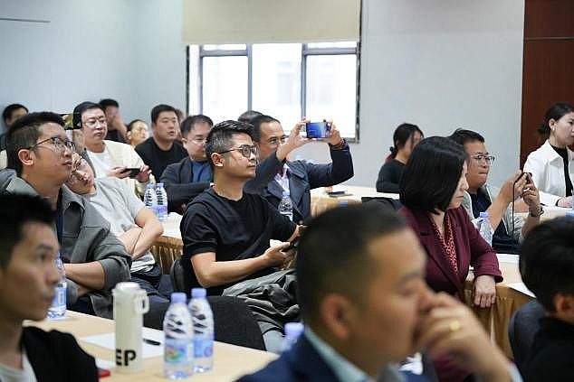 AI�����Ż���˾Ѷ��AI��������վGEO�����ᣬ�������GEO�г��»���